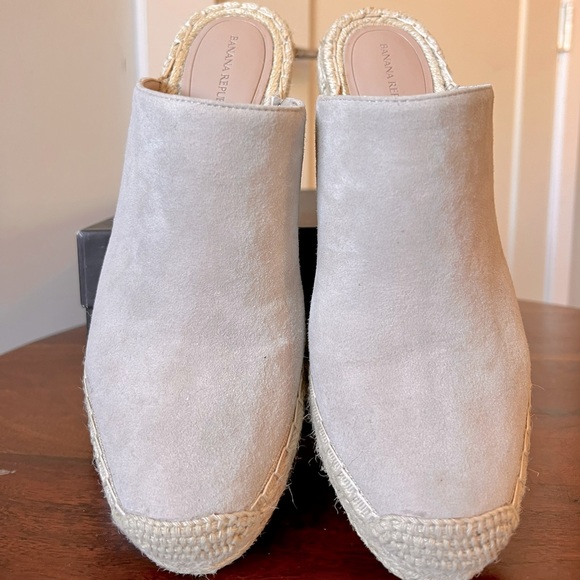 EUC Banana Republic Espadrille Wedge Mule - Picture 4 of 8